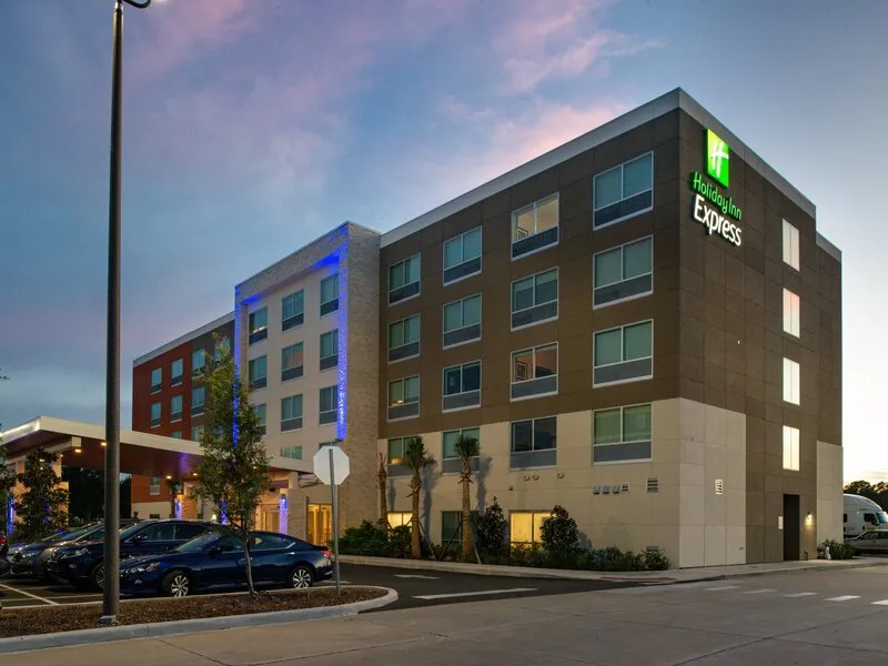 Holiday Inn Express Orlando - South Park · Anbieterbild von TUI