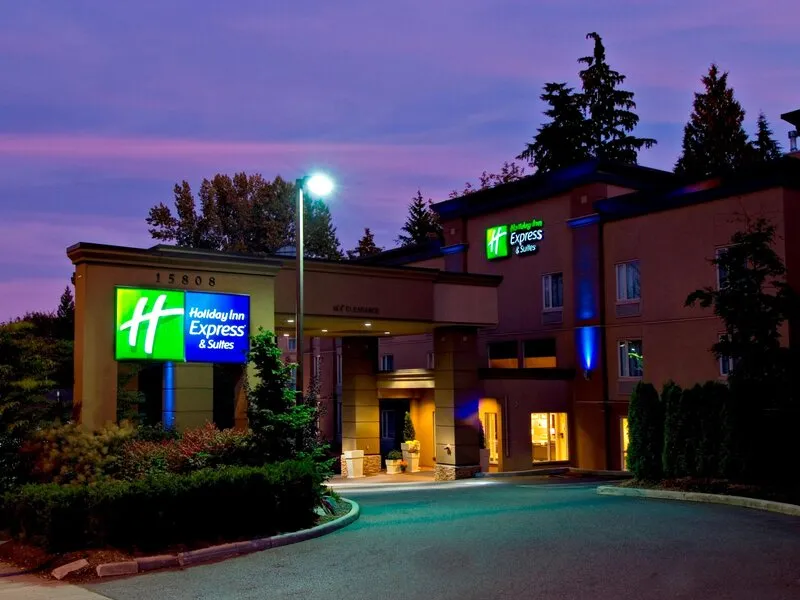 Holiday Inn Express & Suites Surrey · Anbieterbild von TUI