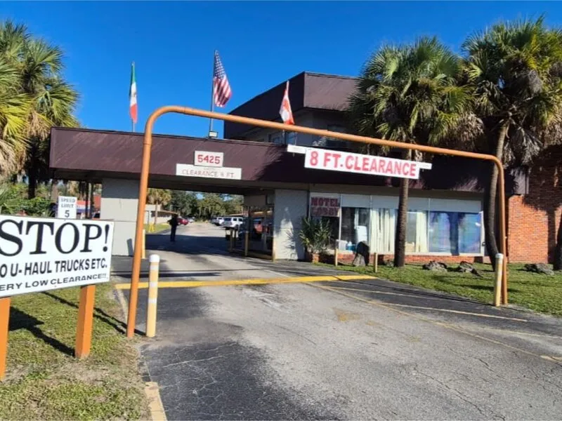 Arrow Motel by OYO Near Downtown · Anbieterbild von TUI