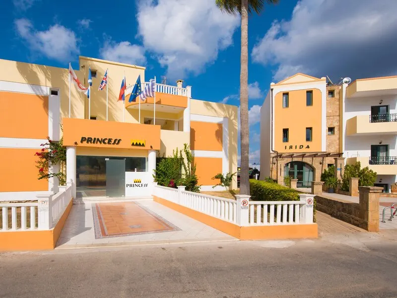 Irida Hotel Apartments by Estia · Anbieterbild von TUI