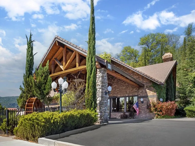 Best Western Plus Yosemite Gateway Inn · Anbieterbild von TUI