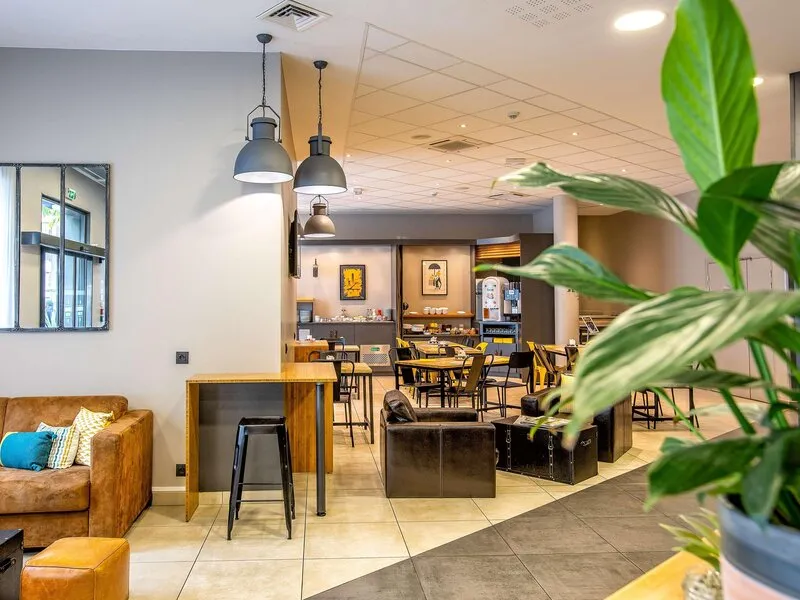 Best Western Plus Hotel Suitcase Paris - La Defense · Anbieterbild von TUI