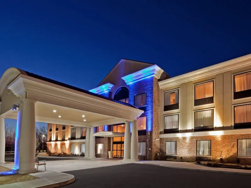 Holiday Inn Express Hotel & Suites Clifton Park · Anbieterbild von TUI