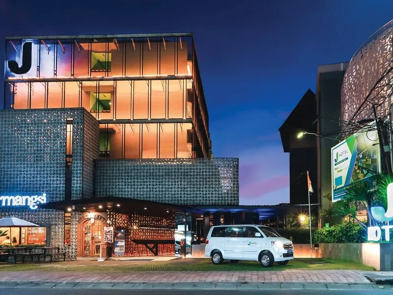 J Hotel Kuta · Anbieterbild von TUI