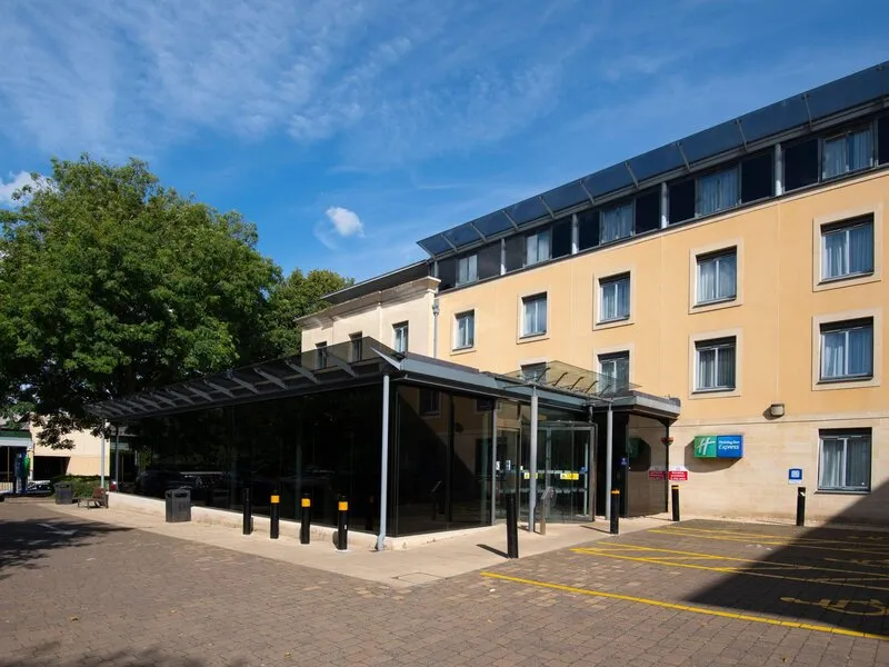 Holiday Inn Express Bath · Anbieterbild von TUI