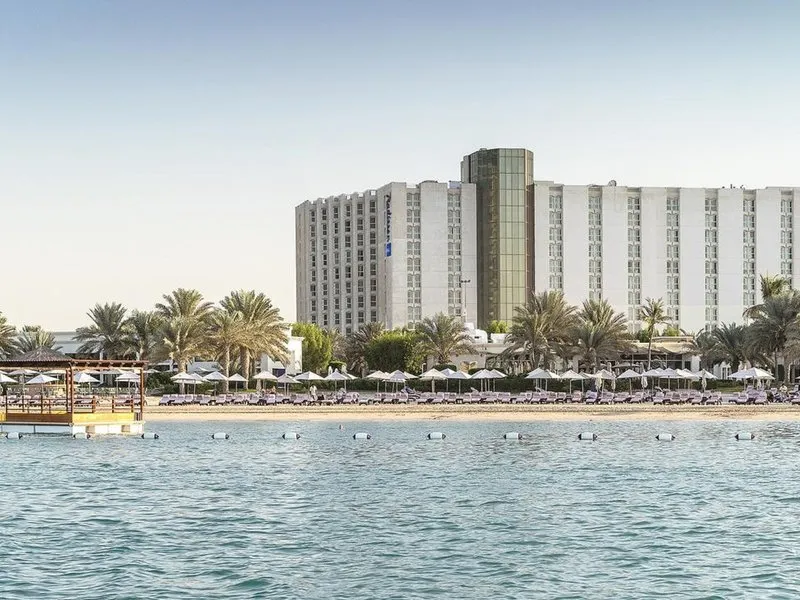 Radisson Blu Hotel & Resort, Abu Dhabi Corniche · Anbieterbild von TUI