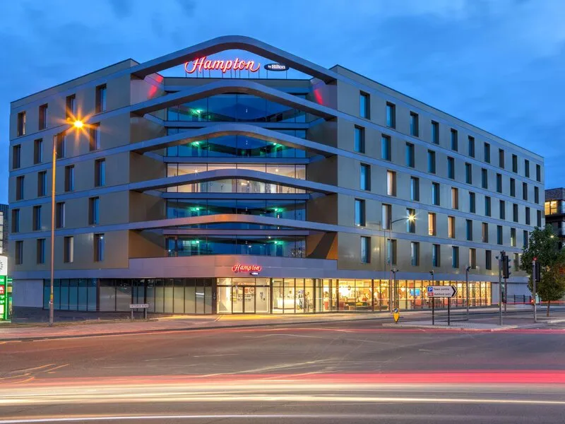 Hampton by Hilton Ashford International · Anbieterbild von TUI