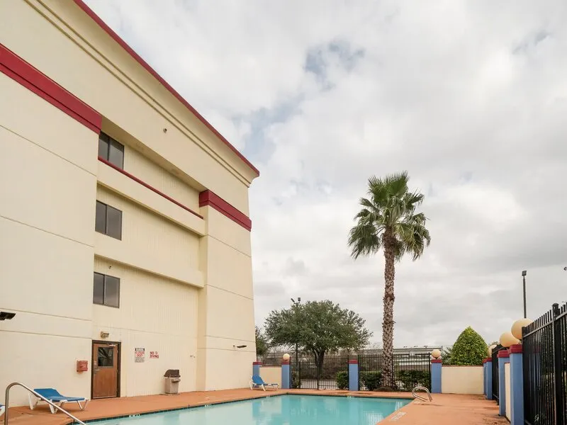 OYO Townhouse Houston Airport North · Anbieterbild von TUI