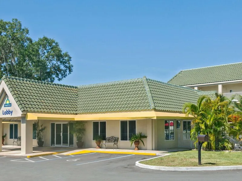 Days Inn Port Charlotte · Anbieterbild von TUI