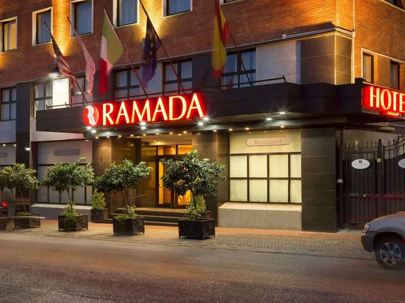 Ramada by Wyndham Naples · Anbieterbild von TUI