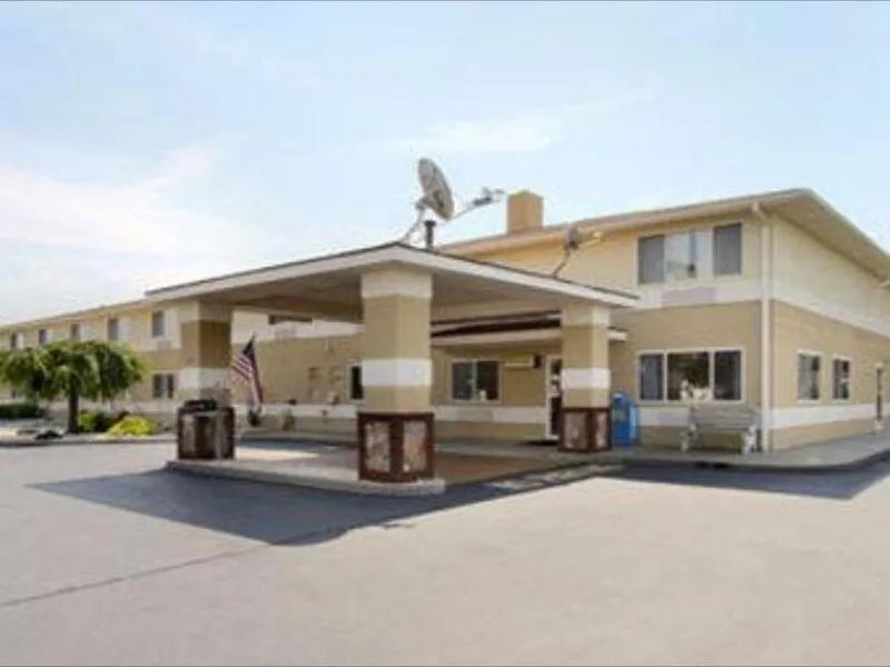 Super 8 by Wyndham Hanover · Anbieterbild von TUI