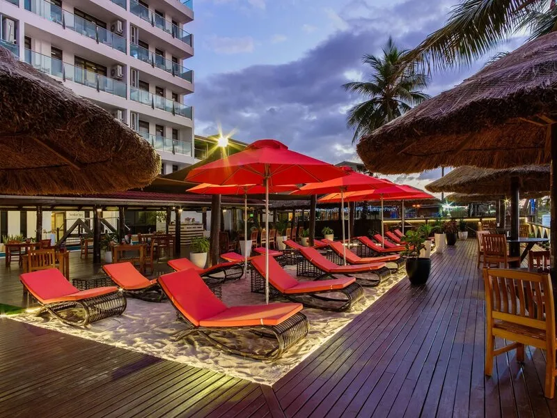 Ramada Suites by Wyndham Wailoaloa Beach Fiji · Anbieterbild von TUI