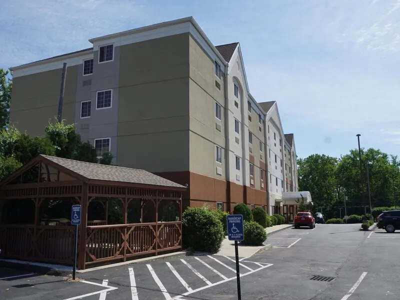 Candlewood Suites West Springfield · Anbieterbild von TUI