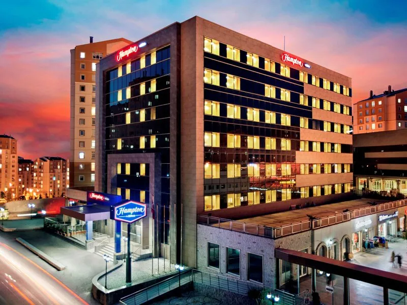 Hampton By Hilton Istanbul Kayasehir · Anbieterbild von TUI