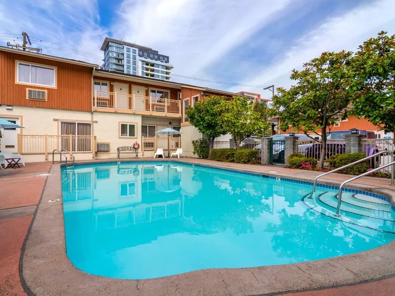 Econo Lodge Inn & Suites · Anbieterbild von TUI