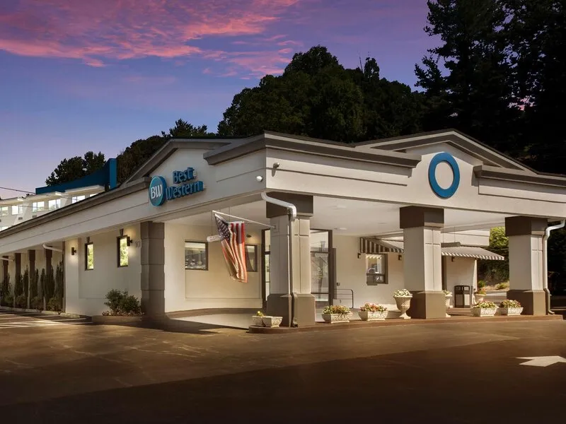 Best Western Asheville Tunnel Road · Anbieterbild von TUI