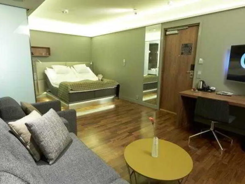 Comfort Hotel Xpress Helsinki Airport Terminal · Anbieterbild von TUI