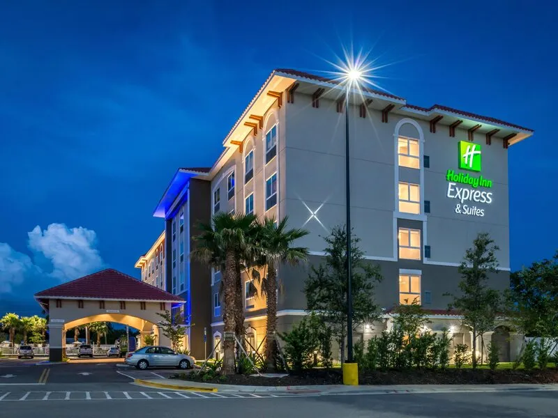 Holiday Inn Express & Suites St. Petersburg - Seminole Area · Anbieterbild von TUI