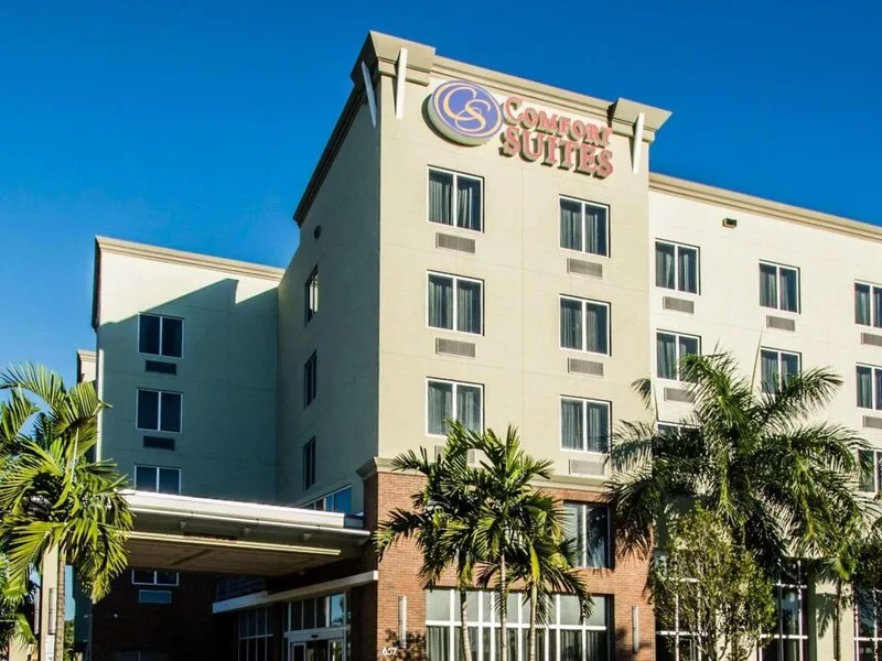 Comfort Suites Miami Airport North · Anbieterbild von TUI