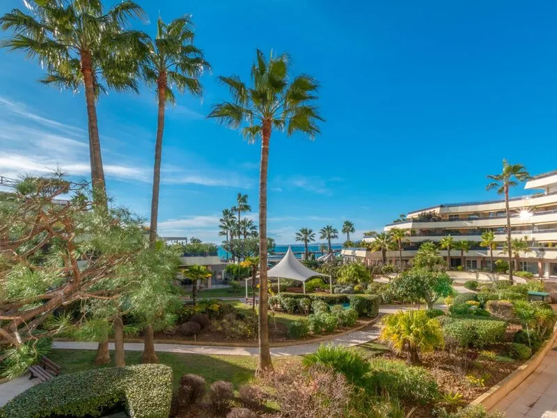 Holiday Inn Nice - Saint Laurent Du Var · Anbieterbild von TUI