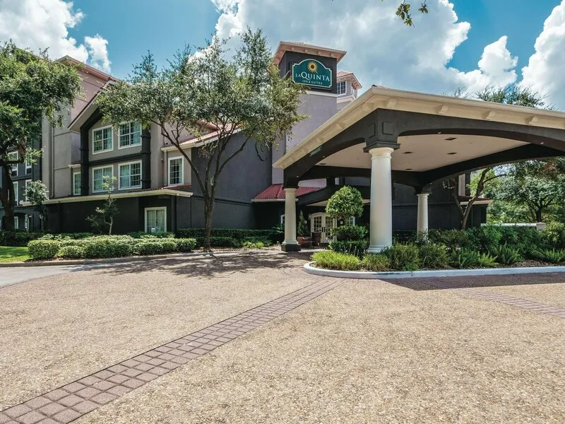 La Quinta Inn & Suites by Wyndham Houston Bush IAH South · Anbieterbild von TUI
