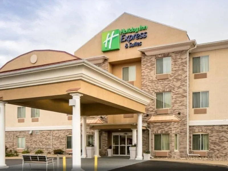Holiday Inn Express Hotel & Suites Clinton · Anbieterbild von TUI