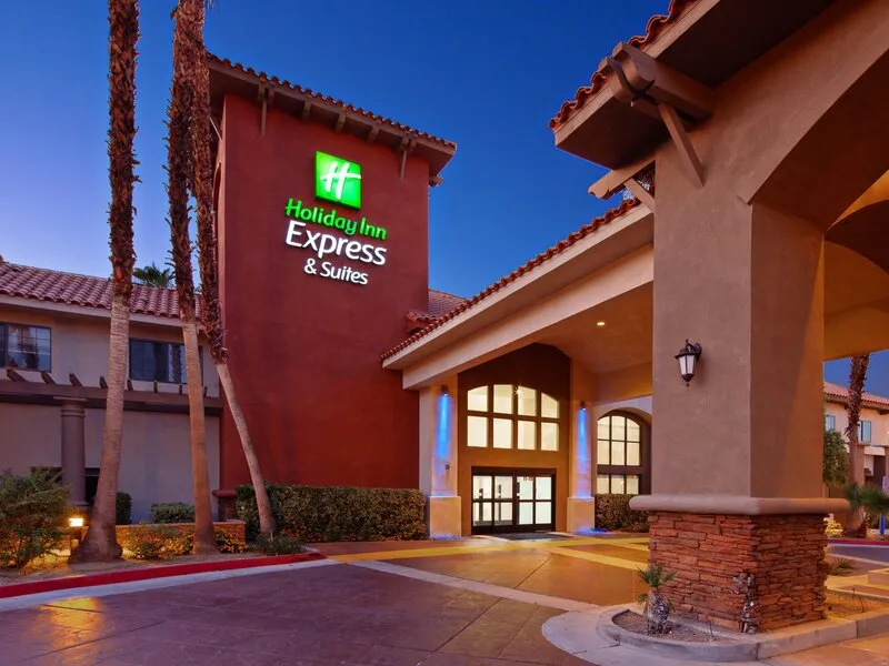 Holiday Inn Express & Suites Rancho Mirage · Anbieterbild von TUI