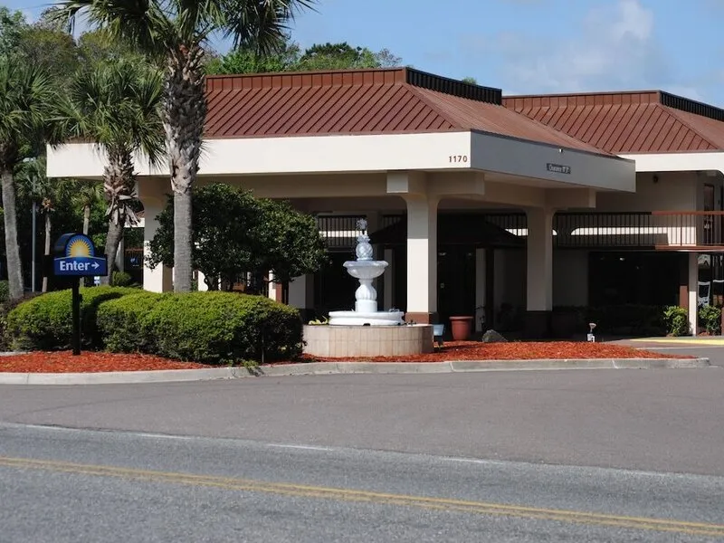Days Inn Jacksonville Airport · Anbieterbild von TUI
