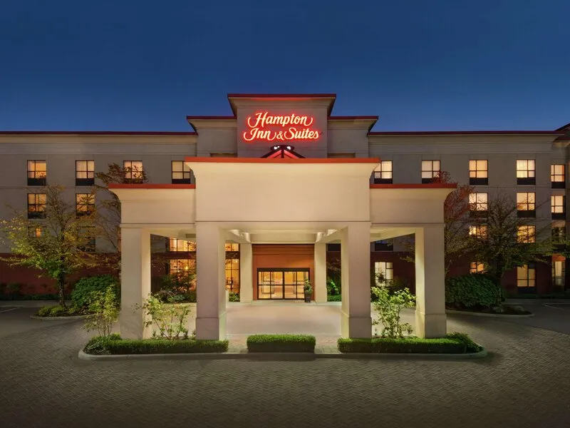 Hampton Inn & Suites by Hilton Langley-Surrey · Anbieterbild von TUI