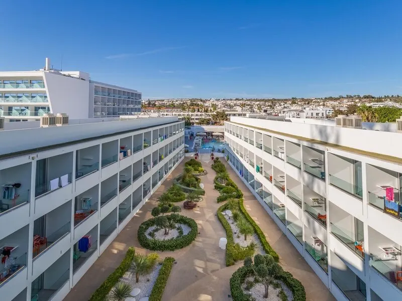 Nicholas Color Hotel · Anbieterbild von TUI