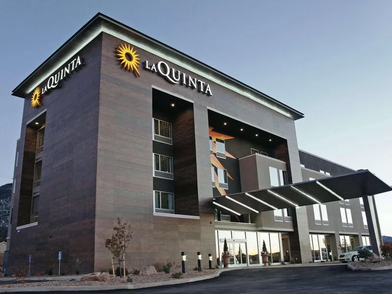 La Quinta Inn & Suites by Wyndham Cedar City · Anbieterbild von TUI