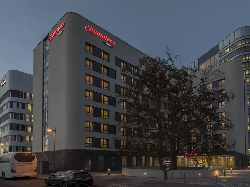 Hampton by Hilton Frankfurt Airport · Anbieterbild von TUI