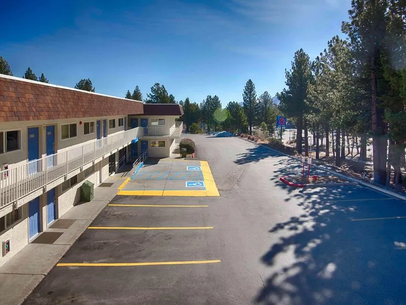 Motel 6 Mammoth Lakes · Anbieterbild von TUI