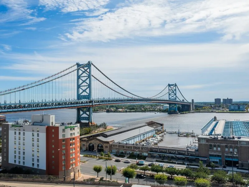 Holiday Inn Express Philadelphia Penn's Landing · Anbieterbild von TUI
