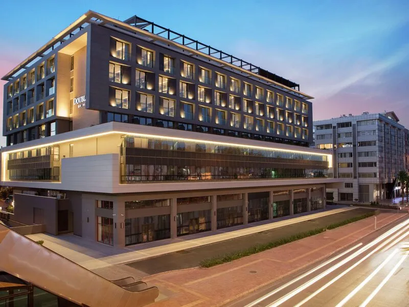DoubleTree by Hilton Antalya City Centre · Anbieterbild von TUI
