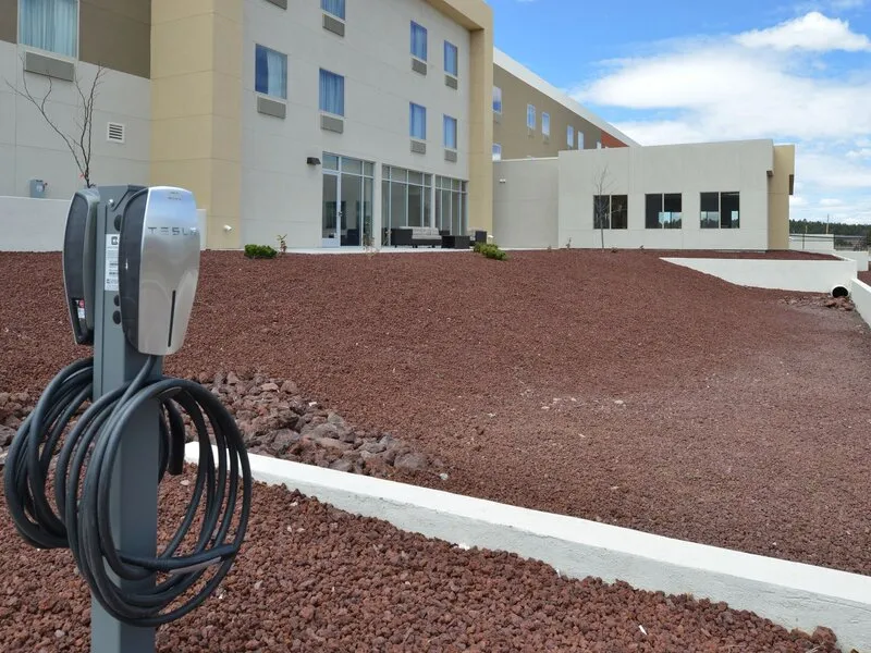 Holiday Inn Express & Suites Williams · Anbieterbild von TUI