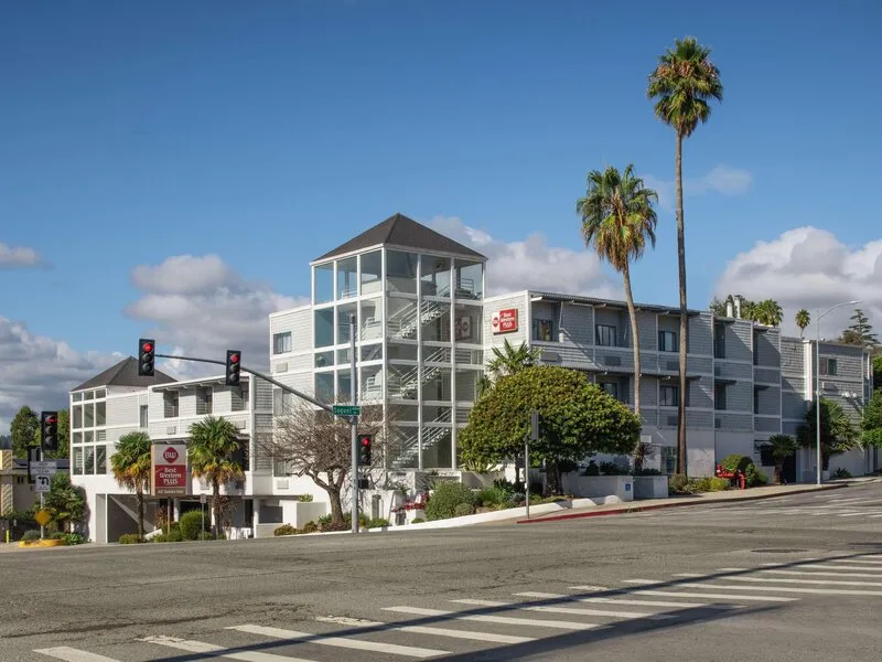 BEST WESTERN PLUS All Suites Inn · Anbieterbild von TUI