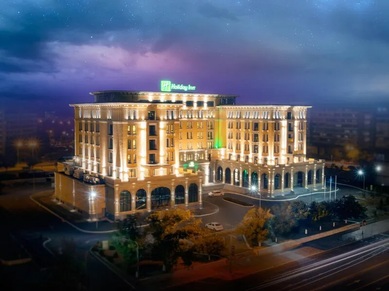 Holiday Inn Aktau · Anbieterbild von TUI