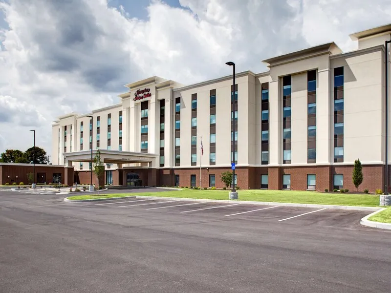 Hampton Inn & Suites Syracuse North Airport Area · Anbieterbild von TUI