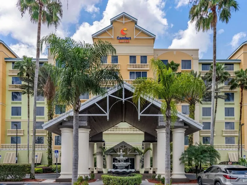 Comfort Suites Maingate East · Anbieterbild von TUI