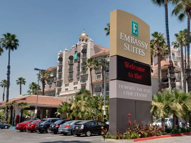 Embassy Suites by Hilton Los Angeles Downey · Anbieterbild von TUI
