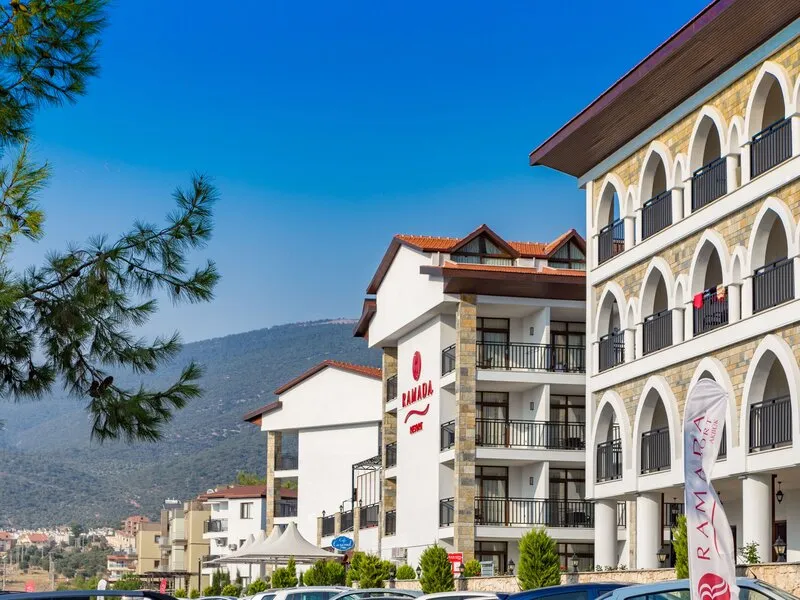 Ramada Resort by Wyndham Akbuk · Anbieterbild von TUI