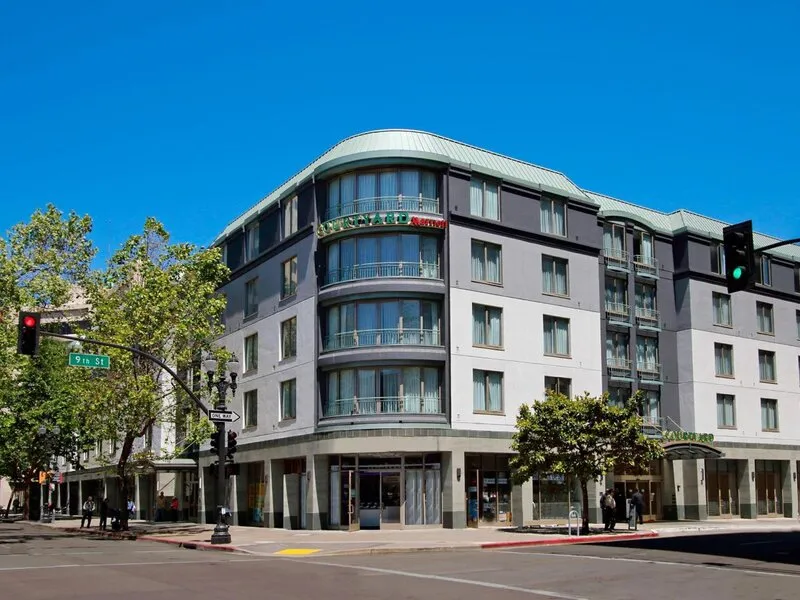 Courtyard by Marriott Oakland Downtown · Anbieterbild von TUI
