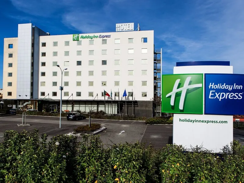 Holiday Inn Express Lisbon - Oeiras · Anbieterbild von TUI