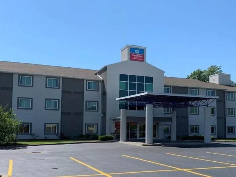 SureStay Plus Hotel by Best Western Niagara Falls East · Anbieterbild von TUI