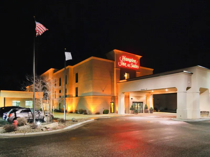 Hampton Inn & Suites Alexandria · Anbieterbild von TUI