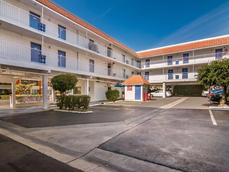 Motel 6 Monterey Park Ca · Anbieterbild von TUI