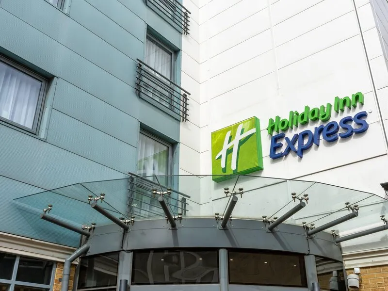 Holiday Inn Express Croydon · Anbieterbild von TUI