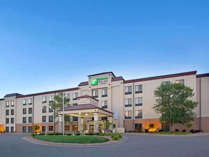 Holiday Inn Express Hotel Minneapolis-Minnetonka · Anbieterbild von TUI