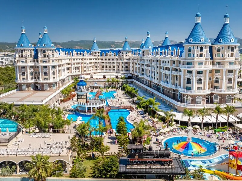 Haydarpasha Palace · Anbieterbild von TUI